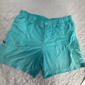 Columbia Women's Aqua Cargo Shorts